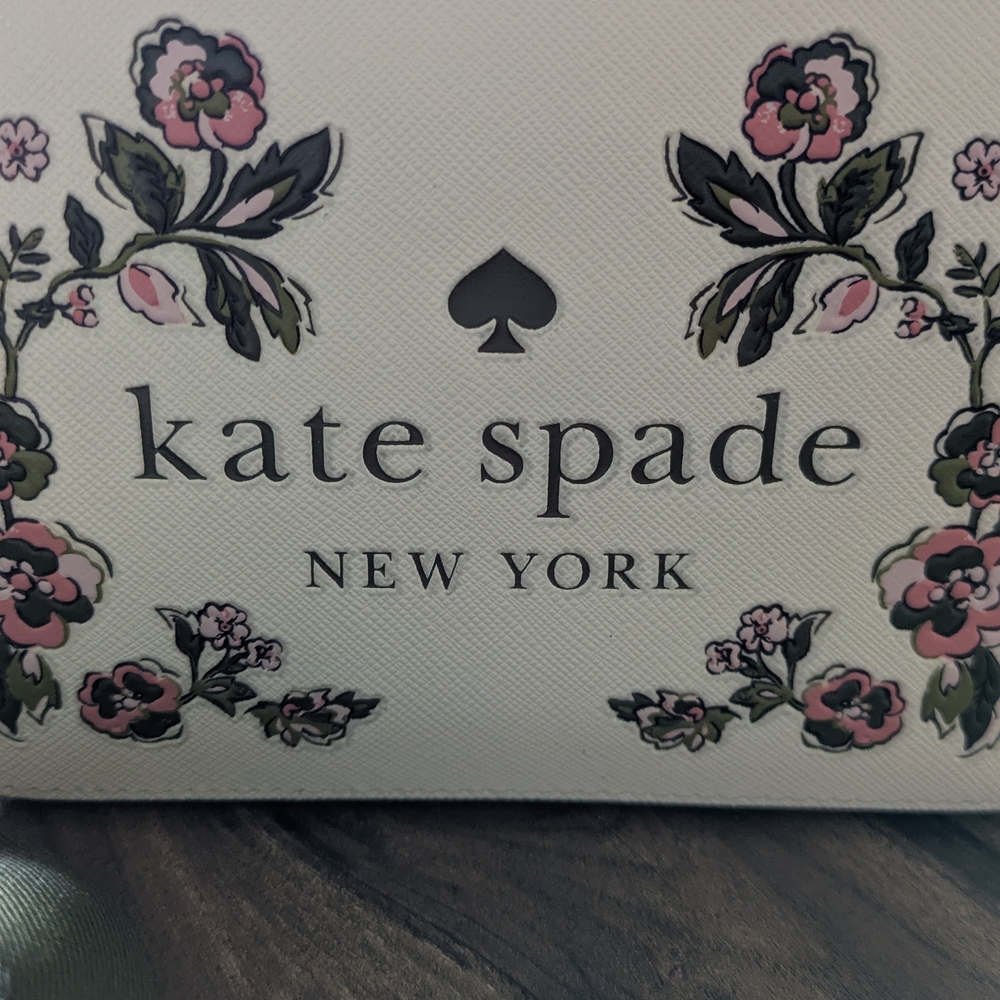 Kate Spade Elegant Cream Interior